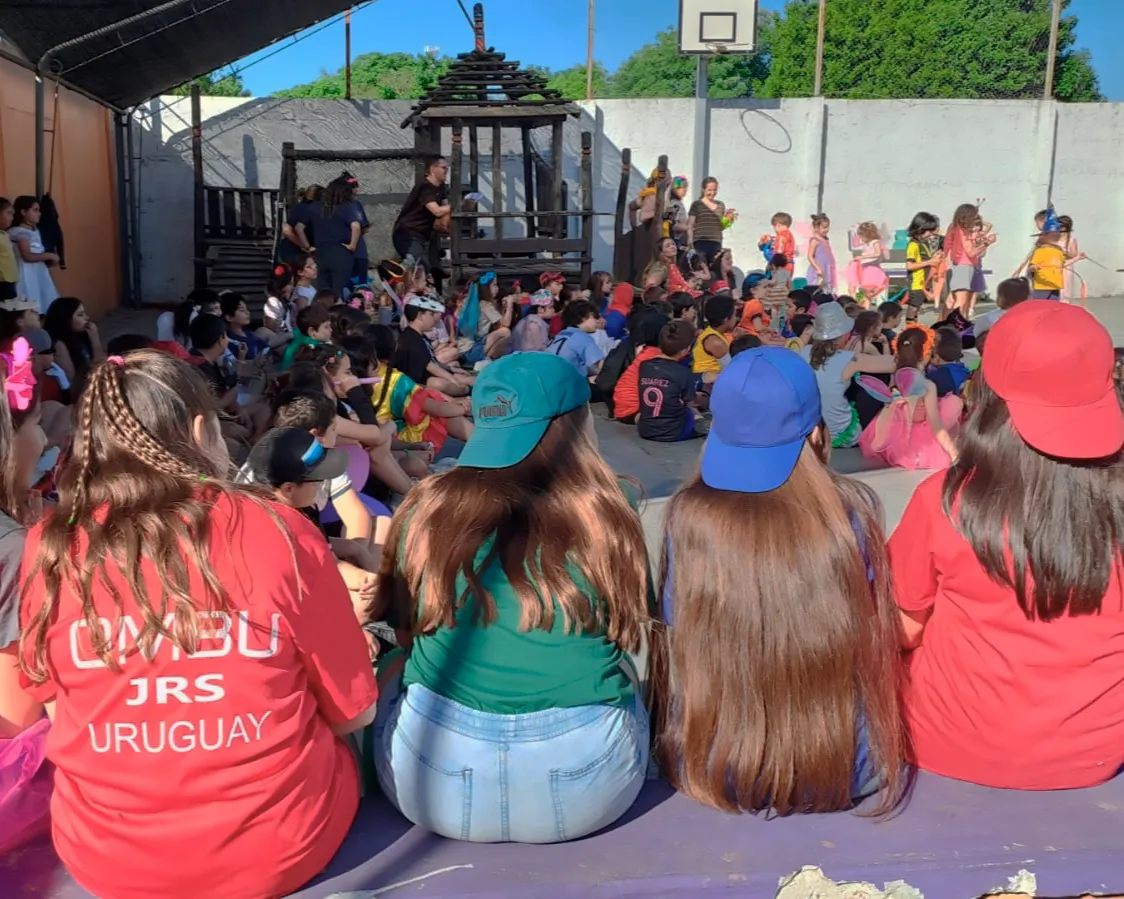 Fiesta primavera · Primaria